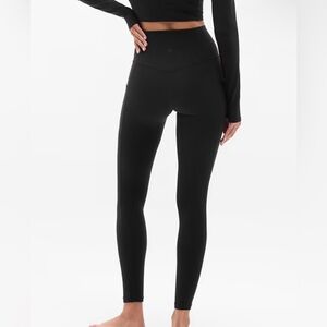 Athleta salutation stash leggings size M